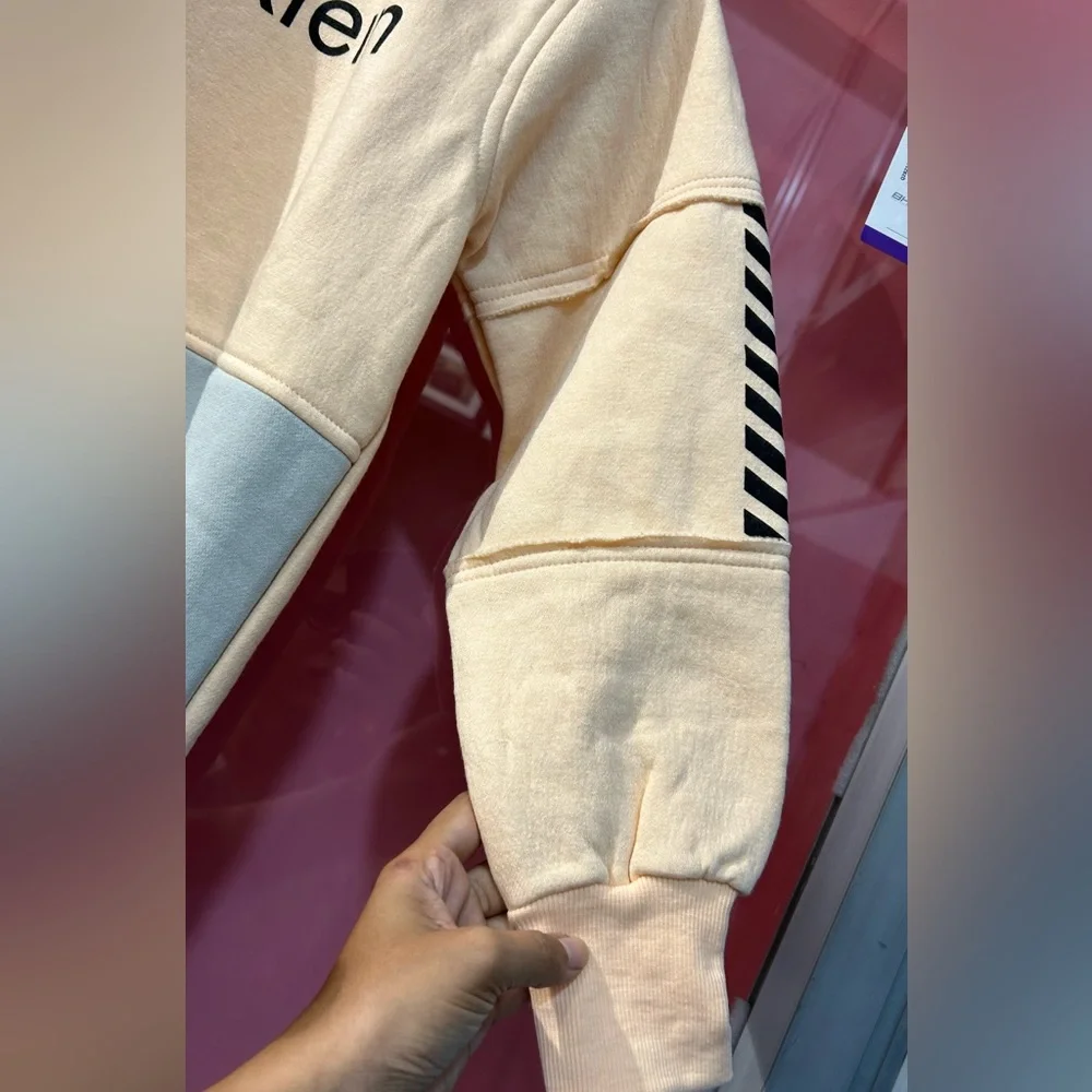 CK huddie - Picture 4 of 8